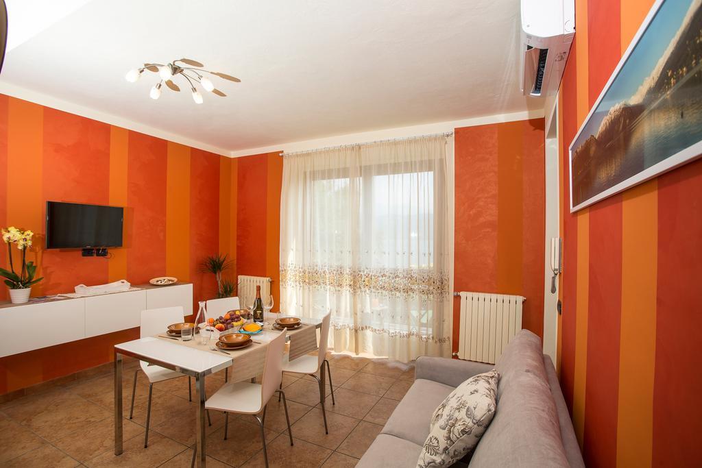 Casa Vacanze La Nautica Baveno Eksteriør billede