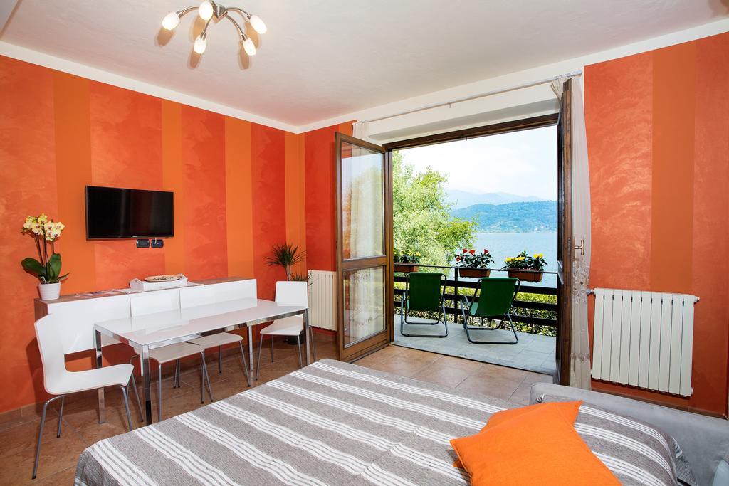 Casa Vacanze La Nautica Baveno Eksteriør billede